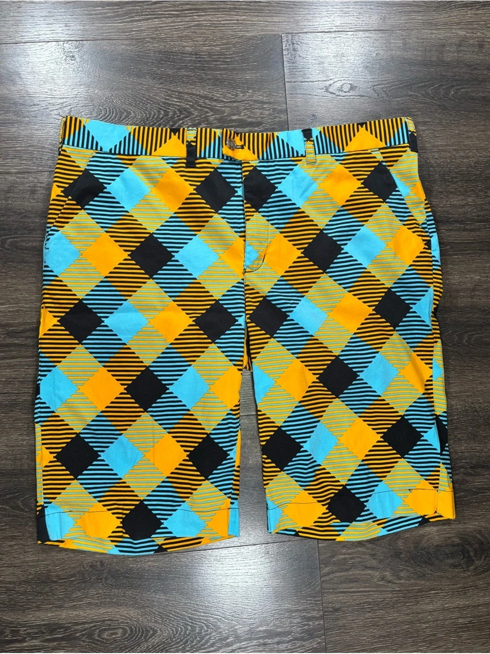 Loudmouth Vibrant Geometric Patterned Shorts in Orange, Blue & Black size 42
